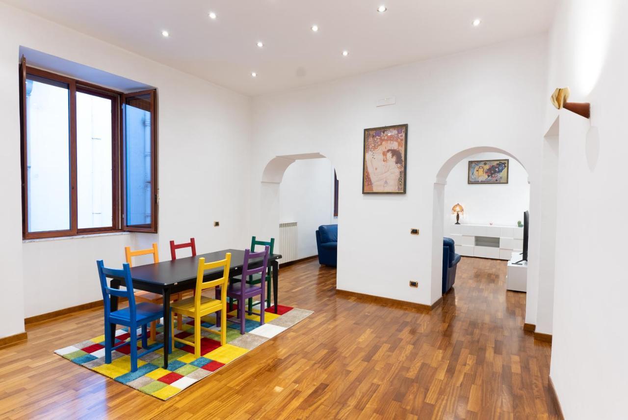 Dimora Del Fico - Appartamento Elegante E Spazioso Napoli Dış mekan fotoğraf