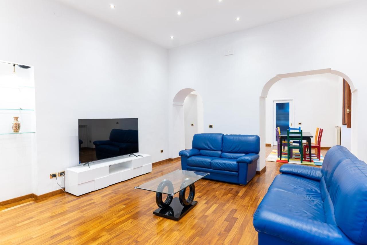 Dimora Del Fico - Appartamento Elegante E Spazioso Napoli Dış mekan fotoğraf